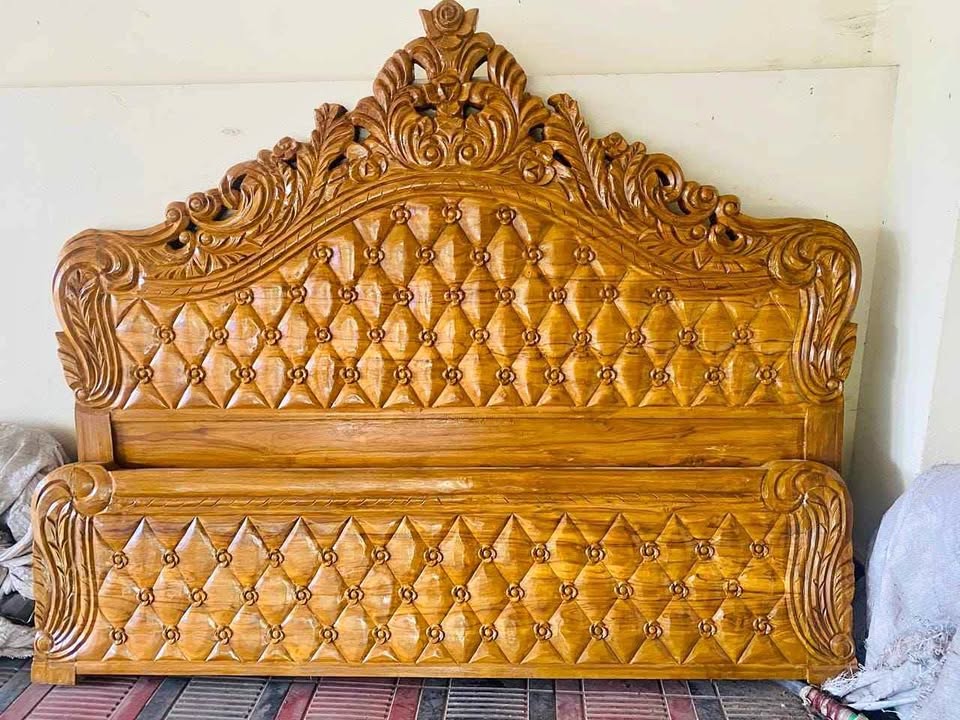 সেগুন কাঠের খাট সাইজ 6/7 ফিট ফুল বক্স খাট